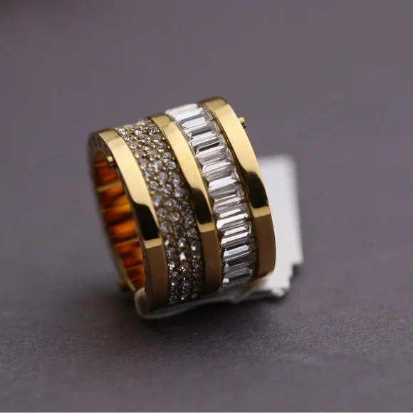 Michael Kors Pave Barrel Gold Ring - Picture 4 of 7